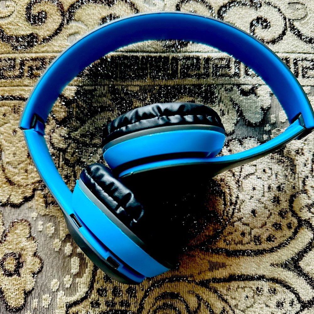 Wireless Headphones 🎧